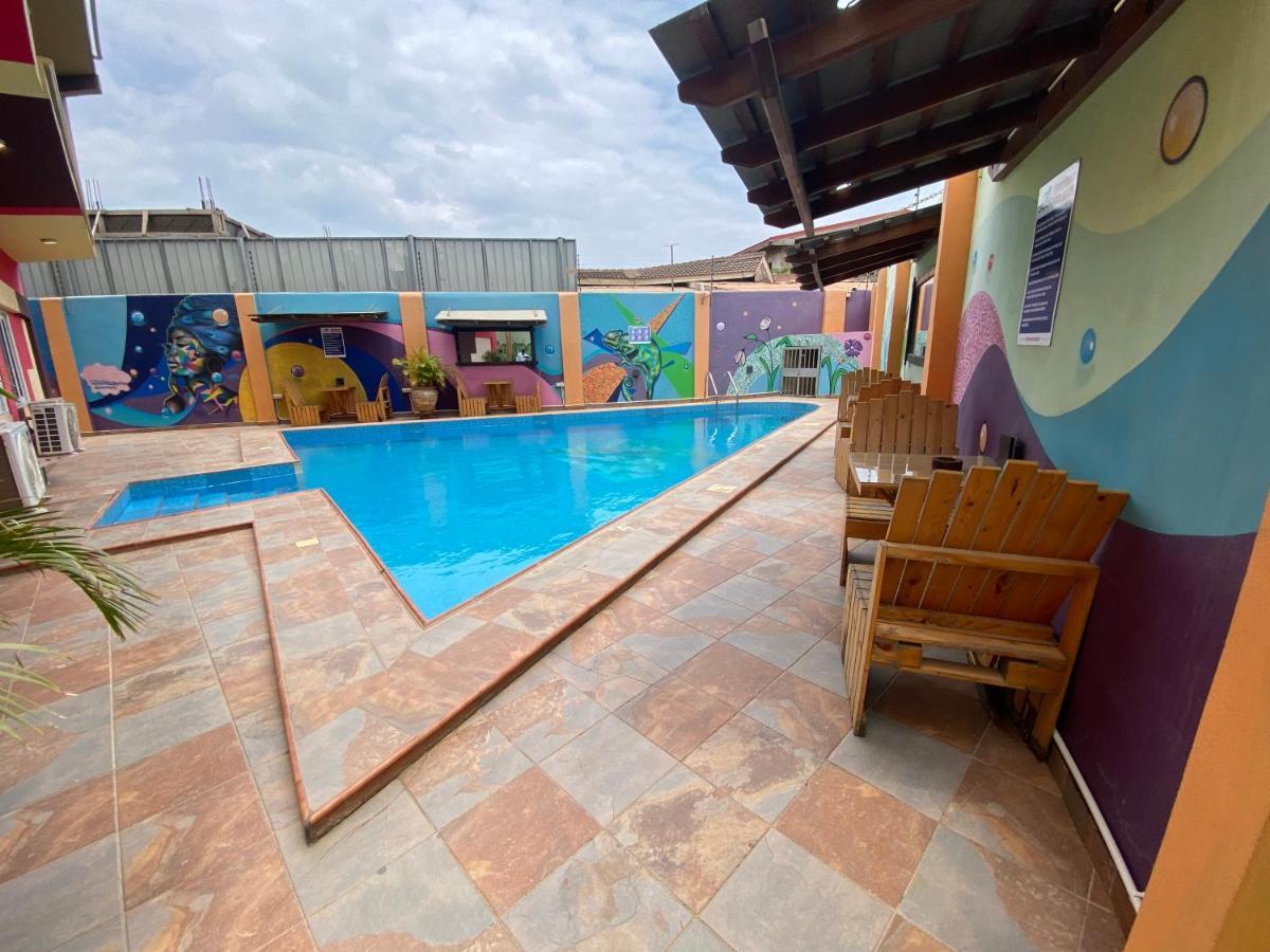 Bays Lodge, Accra Esterno foto