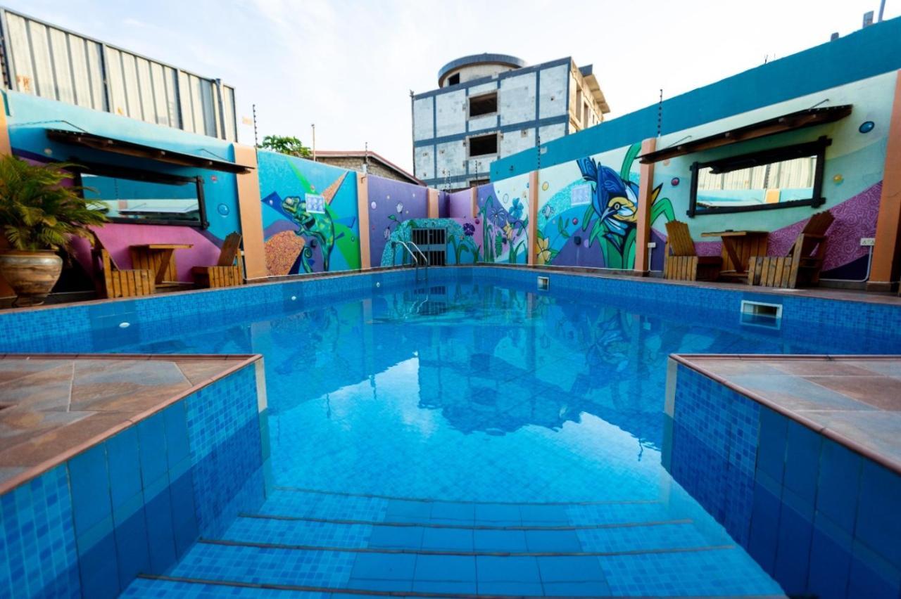 Bays Lodge, Accra Esterno foto