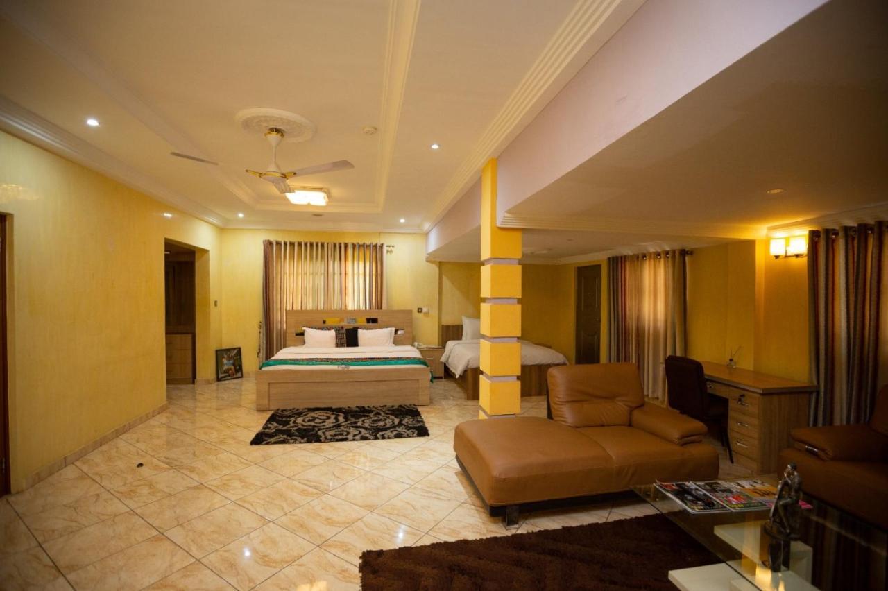 Bays Lodge, Accra Esterno foto