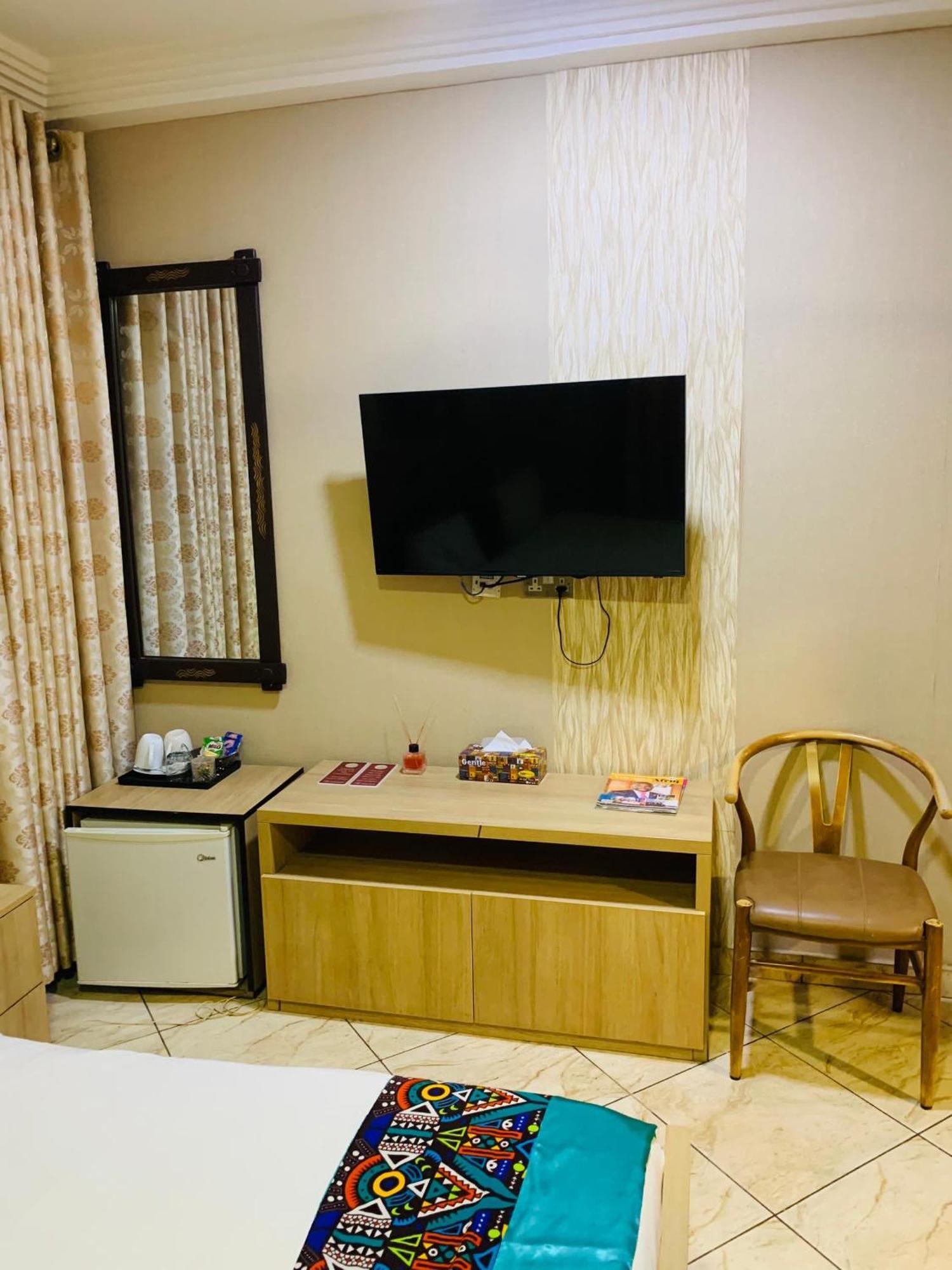 Bays Lodge, Accra Esterno foto